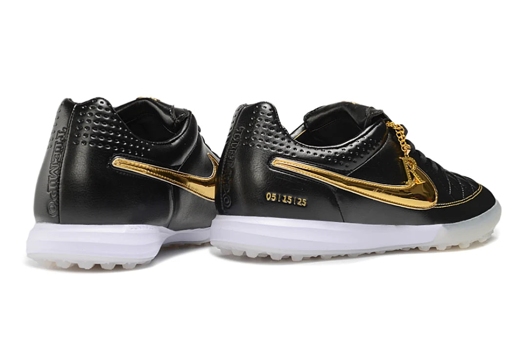 Soccer Cleats Nike Tiempo Legend 11 Black Turf
