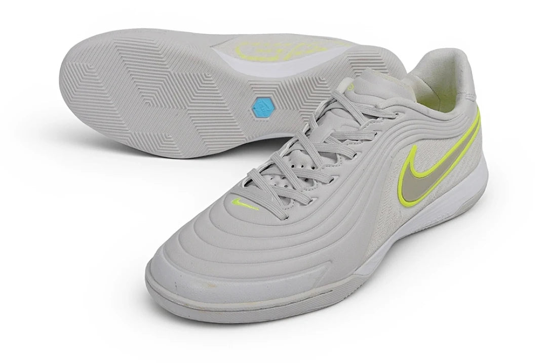 Soccer Cleats Nike Tiempo Legend 11 Gray Indoor
